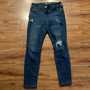 Old Navy rockstar super skinny distressed jeans
